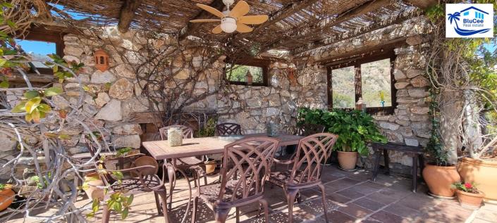 Image No.52-3 Bed Villa for sale