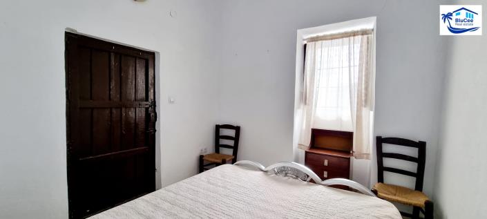 Image No.10-2 Bed House for sale