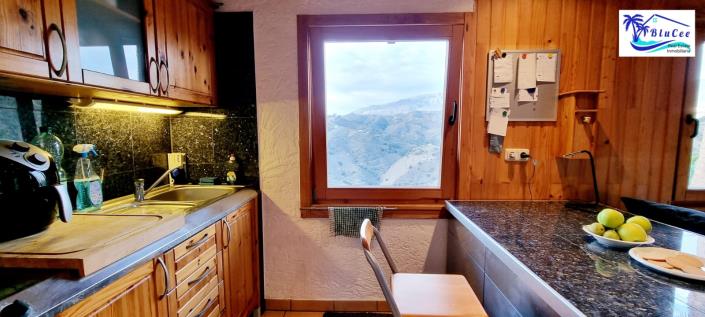 Image No.8-6 Bed House/Villa for sale