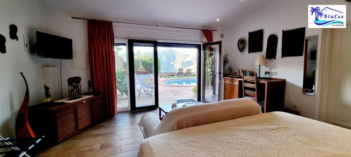 Image No.18-6 Bed House/Villa for sale