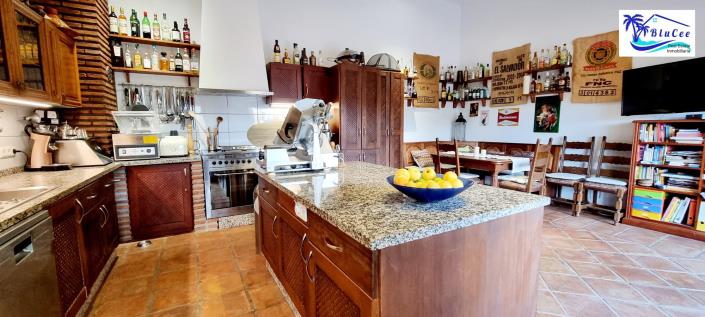 Image No.21-6 Bed House/Villa for sale