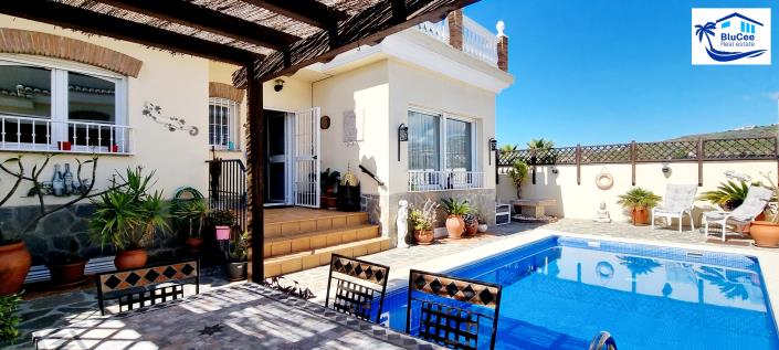 Image No.5-Maison / Villa de 3 chambres à vendre à Torrox