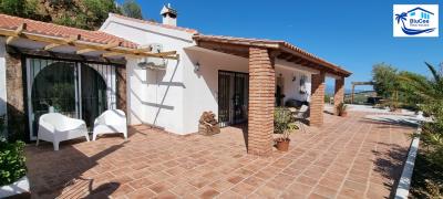 Country-House-For-Sale-in-El-Borge--1-