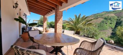 Country-House-For-Sale-in-El-Borge--4-