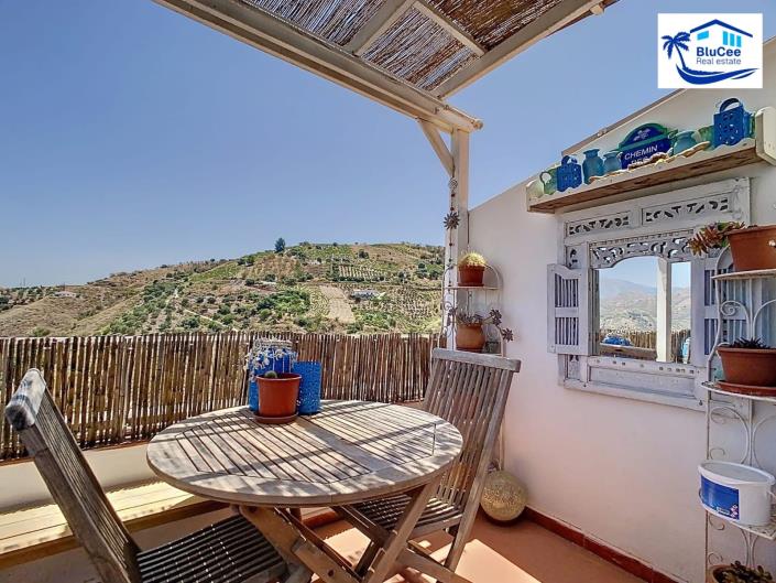 Image No.32-Maison de village de 2 chambres à vendre à Cutar