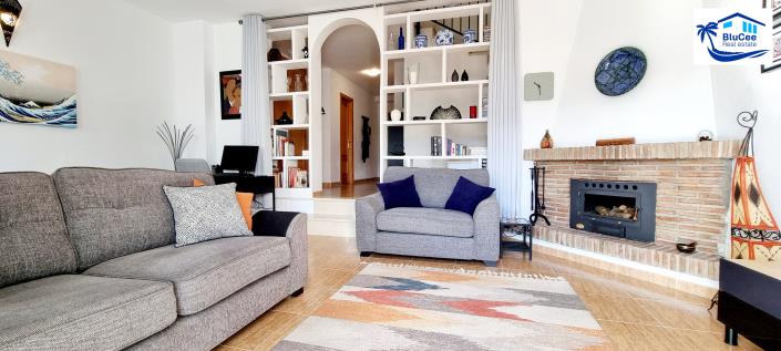 Image No.34-2 Bed House for sale