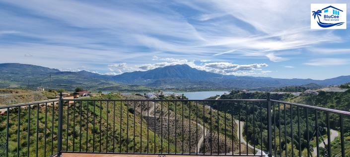 Image No.14-2 Bed House for sale