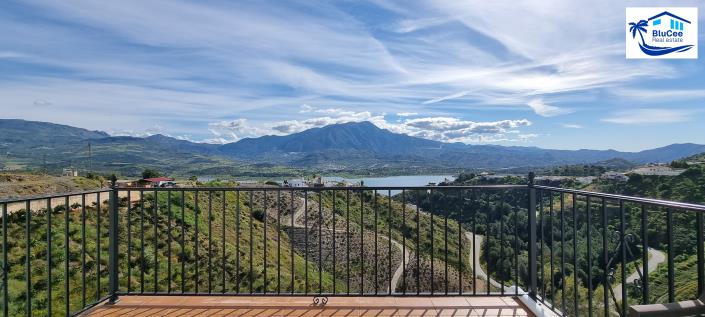 Image No.13-2 Bed House for sale