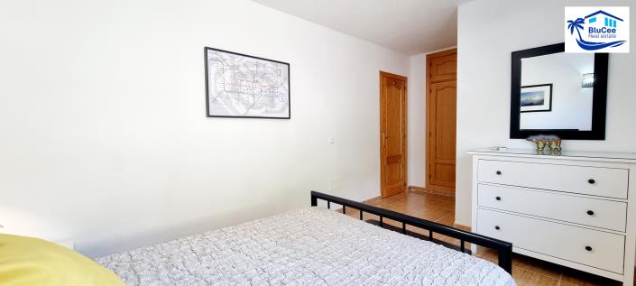 Image No.50-2 Bed House for sale