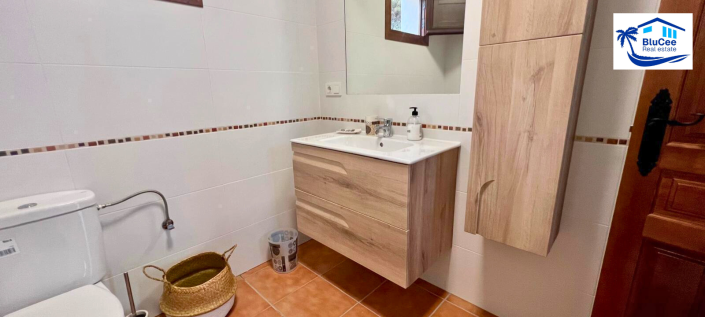 Image No.12-1 Bed Cortijo for sale