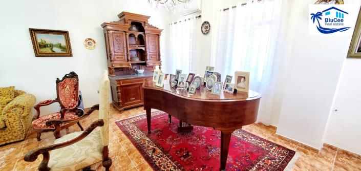 Image No.6-3 Bed House for sale