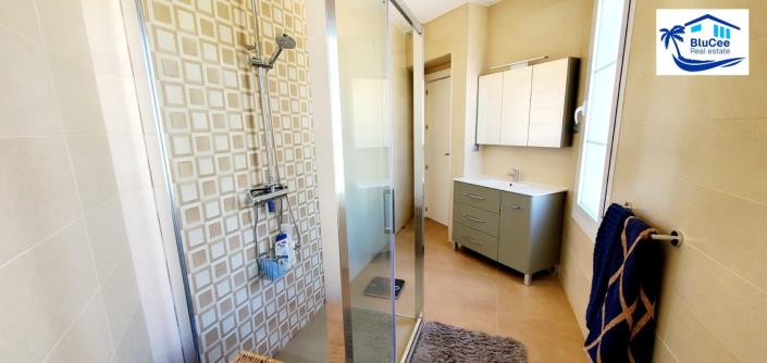 Image No.32-3 Bed House for sale