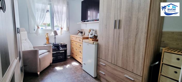 Image No.17-3 Bed Townhouse for sale