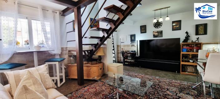 Image No.8-3 Bed Townhouse for sale