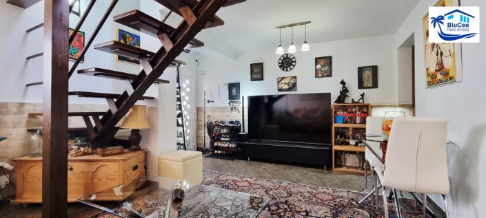 Image No.9-3 Bed Townhouse for sale