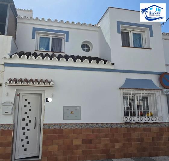 Image No.6-3 Bed Townhouse for sale