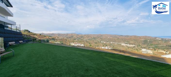 Image No.9-3 Bed Apartment for sale