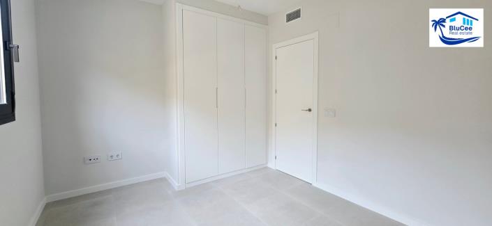 Image No.23-3 Bed Apartment for sale