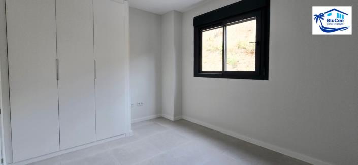 Image No.20-3 Bed Apartment for sale