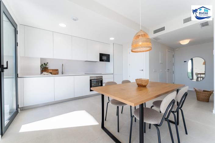 Image No.11-3 Bed Apartment for sale