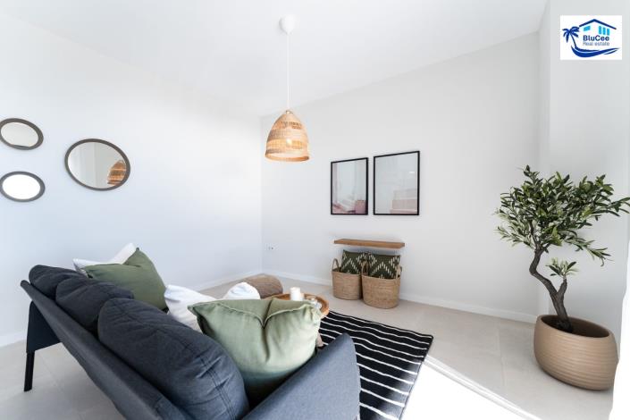 Image No.20-3 Bed Apartment for sale