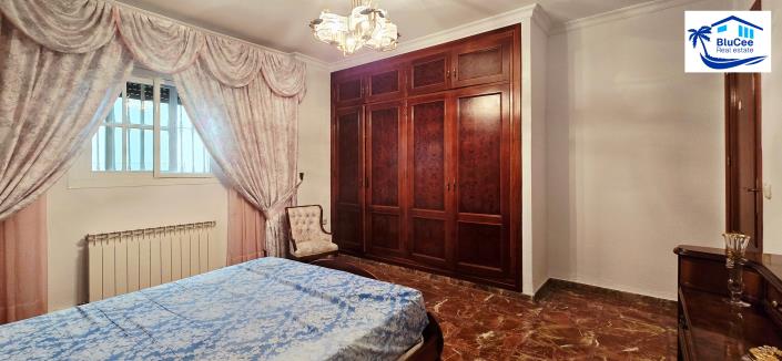 Image No.14-4 Bed Property for sale