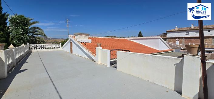 Image No.34-4 Bed Property for sale