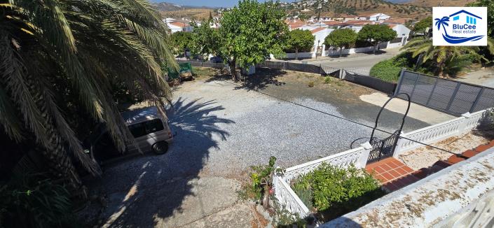 Image No.38-4 Bed Property for sale