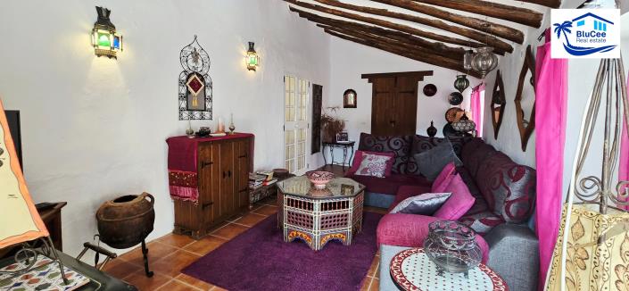 Image No.8-3 Bed Village House for sale