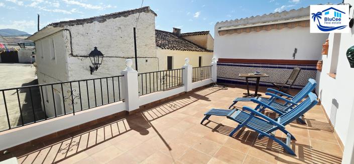 Image No.5-3 Bed Village House for sale