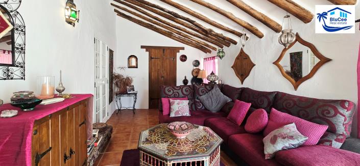 Image No.9-3 Bed Village House for sale