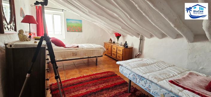 Image No.11-3 Bed Village House for sale