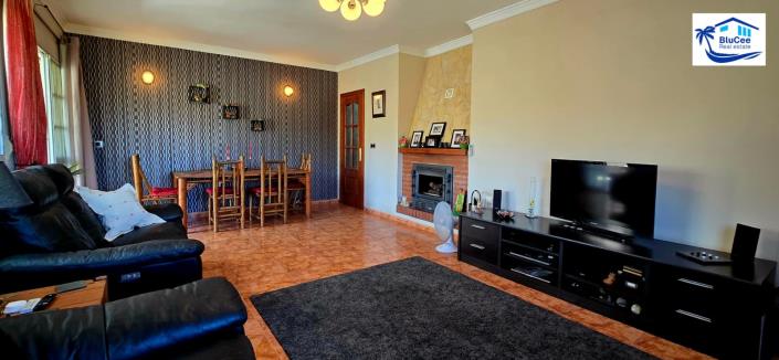 Image No.22-3 Bed Villa for sale