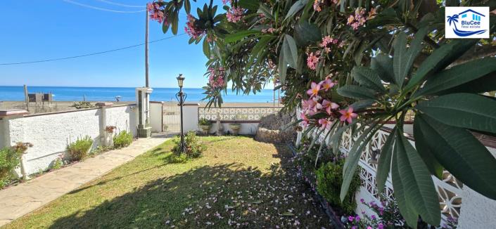 Image No.31-4 Bed Villa / Detached for sale