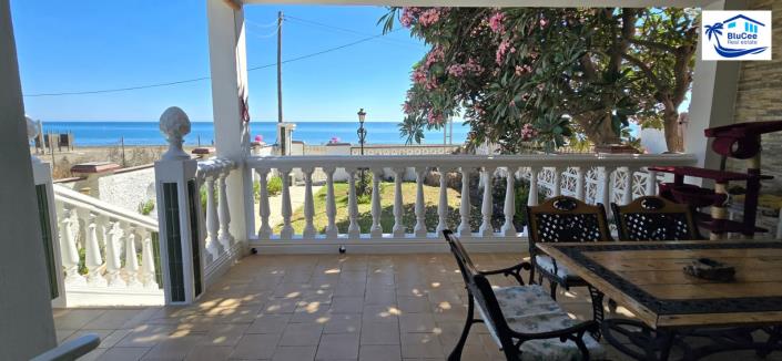 Image No.33-4 Bed Villa / Detached for sale