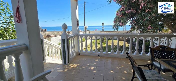 Image No.6-4 Bed Villa / Detached for sale