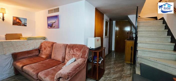 Image No.22-4 Bed Villa / Detached for sale