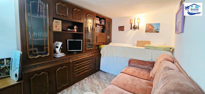 Image No.21-4 Bed Villa / Detached for sale