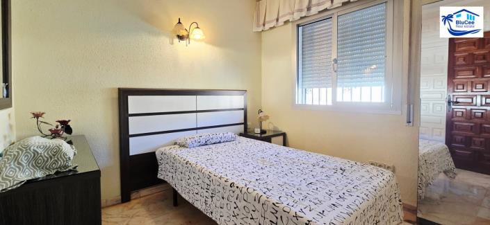 Image No.14-4 Bed Villa / Detached for sale