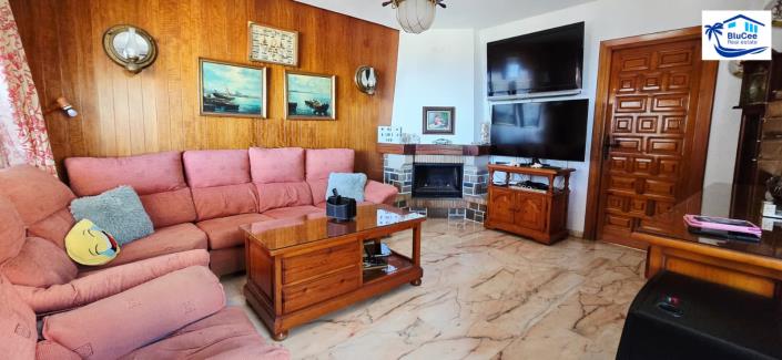 Image No.10-4 Bed Villa / Detached for sale