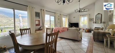 For-sale-house-with-stunning-views-of-La-Maroma--4-