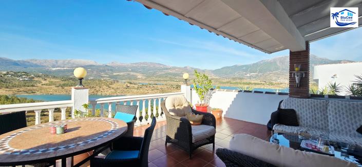 Image No.13-3 Bed Chalet for sale