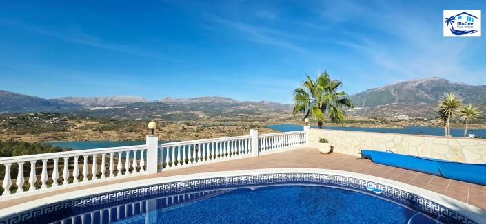 Image No.46-3 Bed Chalet for sale