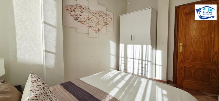 Image No.12-3 Bed Townhouse for sale