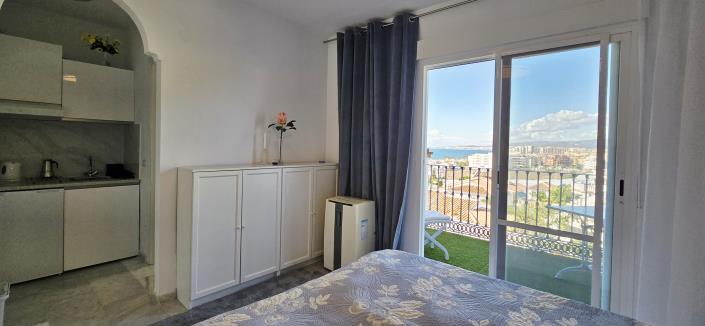 Image No.19-3 Bed Semi-Detached for sale