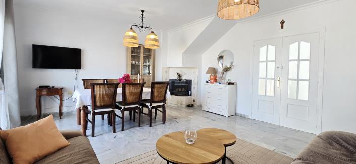 Image No.12-3 Bed Semi-Detached for sale