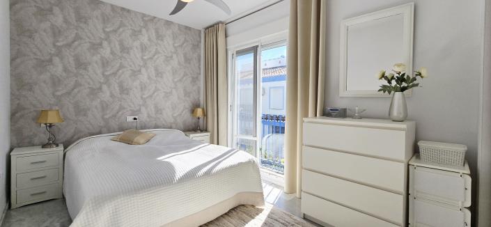 Image No.18-3 Bed Semi-Detached for sale