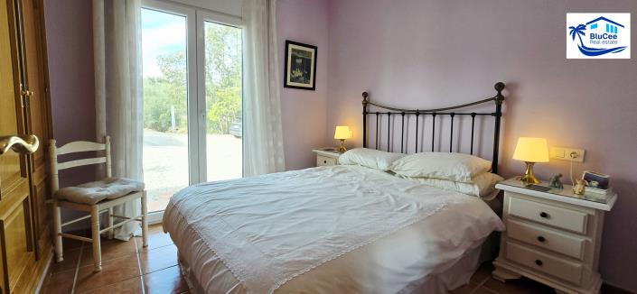 Image No.25-3 Bed Villa for sale