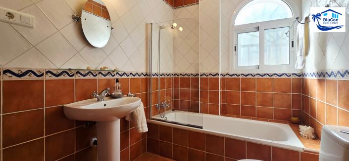 Image No.31-3 Bed Villa for sale