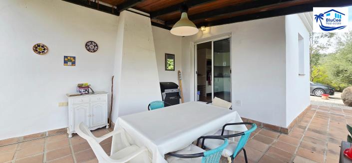 Image No.12-3 Bed Villa for sale